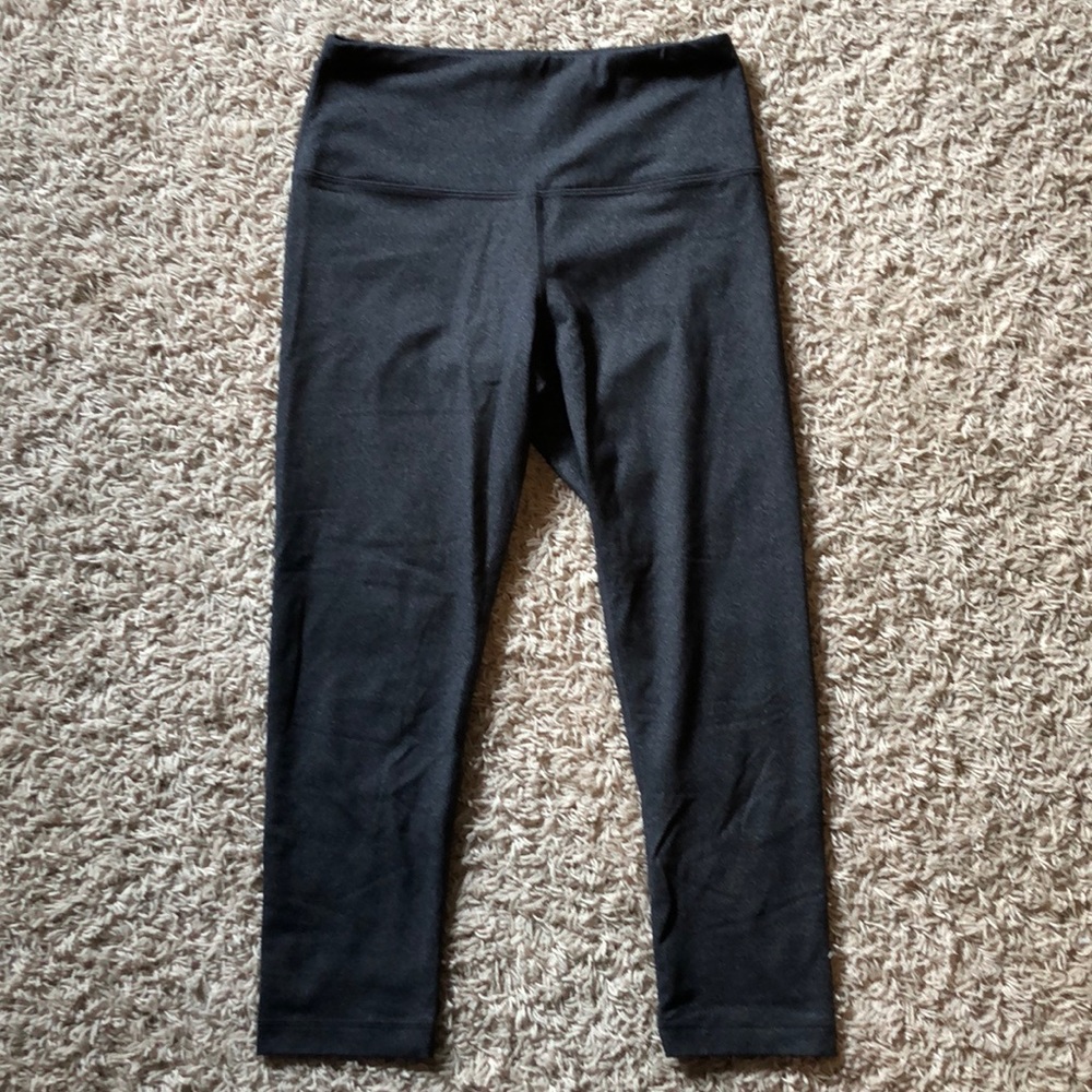 Dark Heather Grey crop leggings